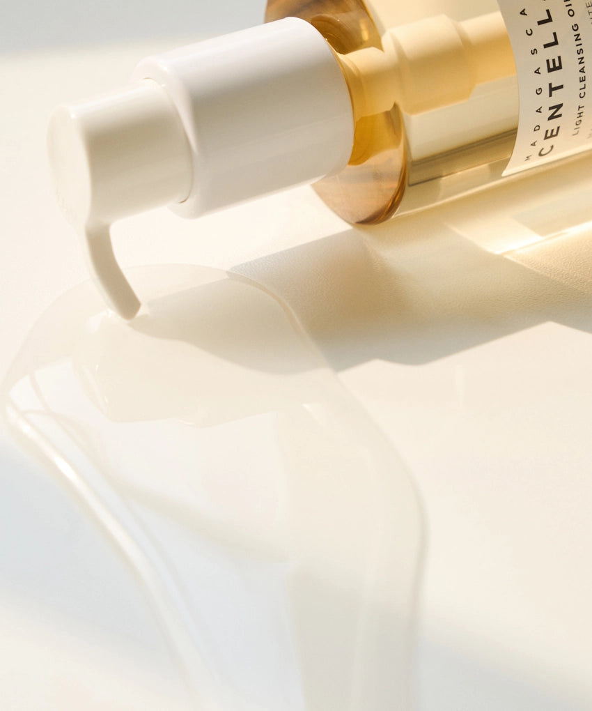 SKIN1004 - Madagascar Centella Light Cleansing Oil | Huile démaquillante ultra-légère 200ml